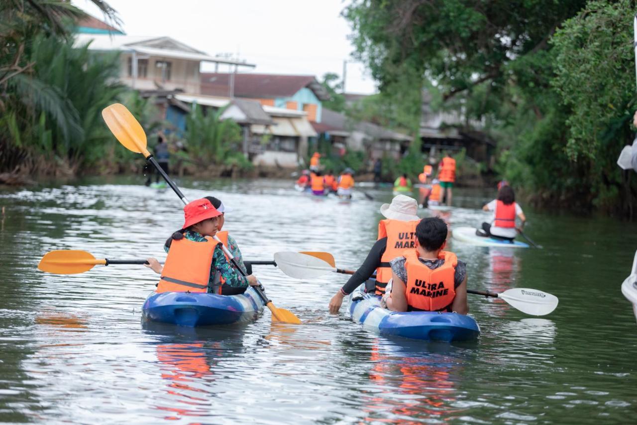 Artist'S Place Trat Bagian luar foto