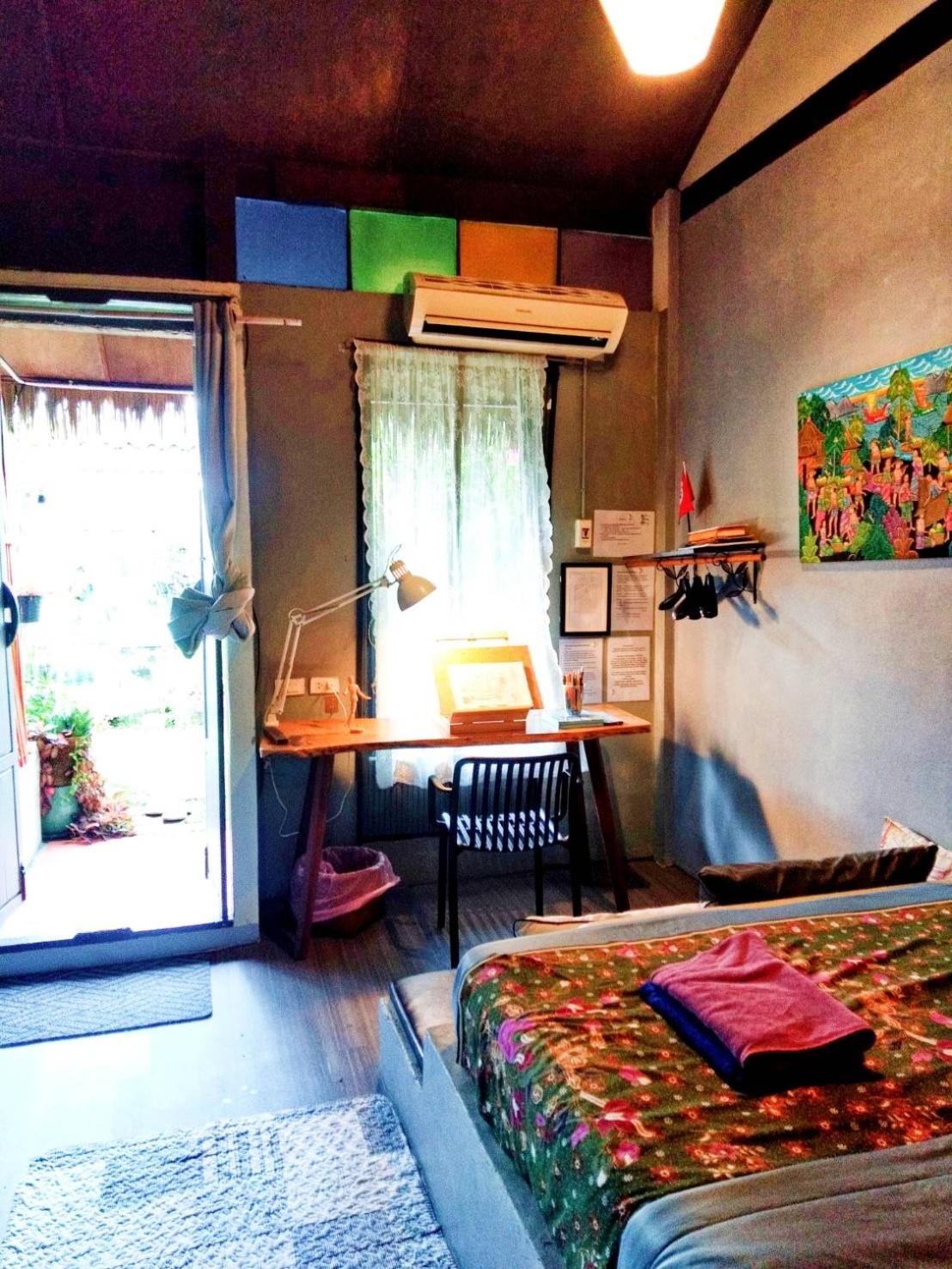 Artist'S Place Trat Bagian luar foto